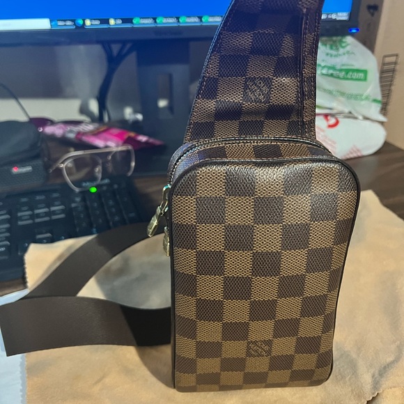Louis Vuitton Other - LV Geronimo